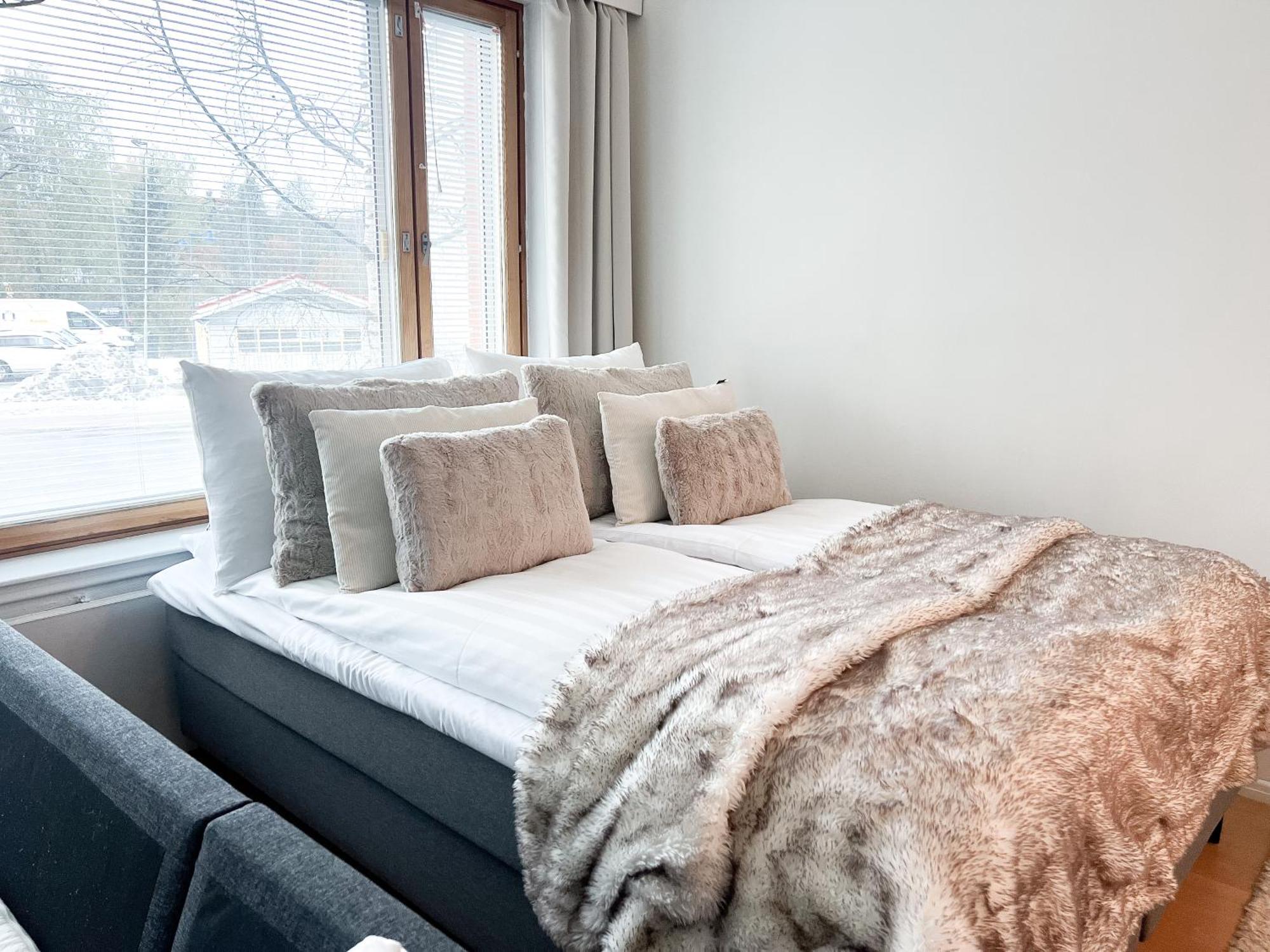 Cozy City Suites โรวานิเอมิ ภายนอก รูปภาพ